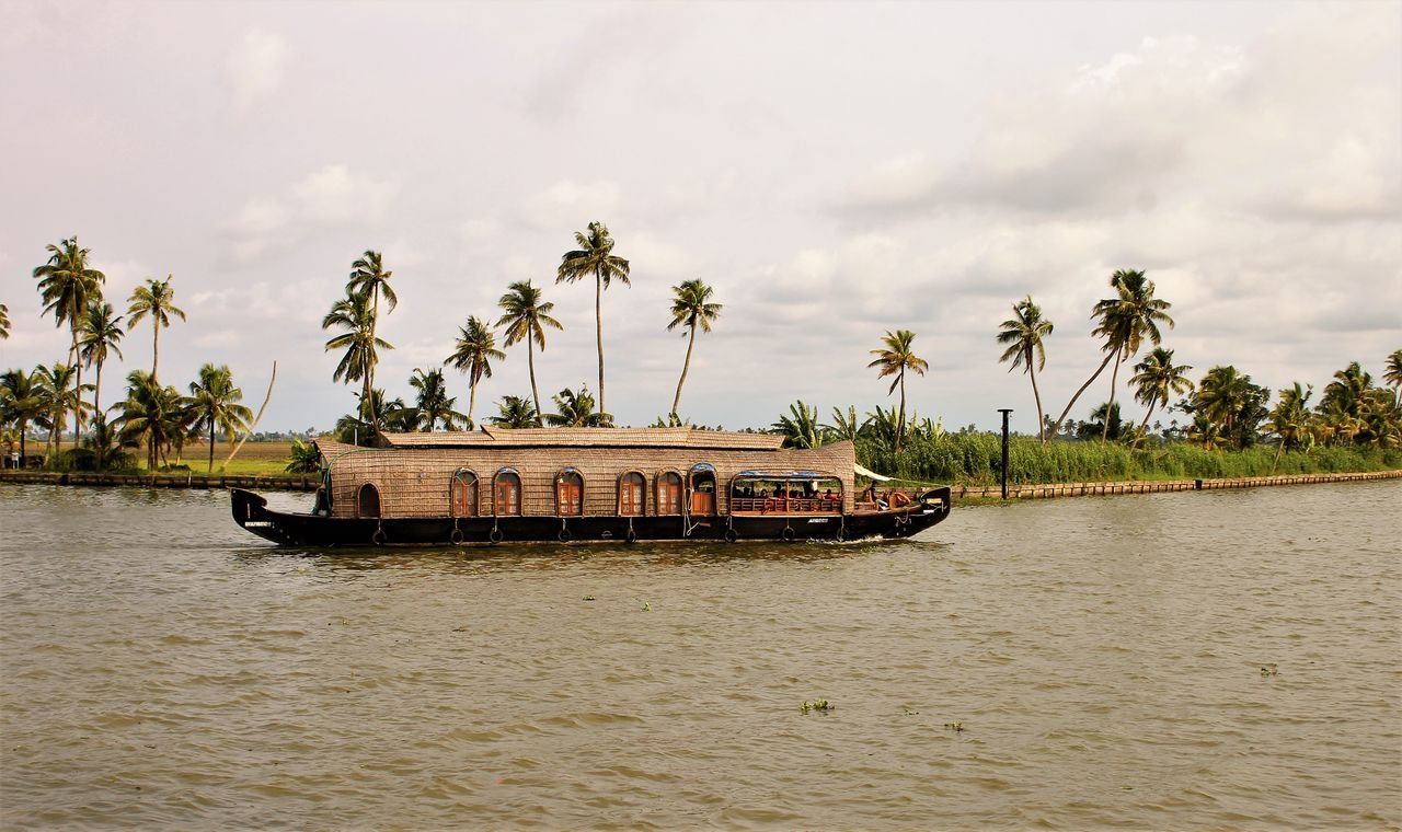 Kerala backwaters and nature